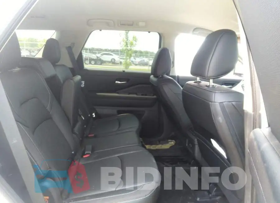 5N1DR3CC4PC208210 Photo# 8