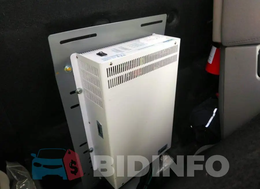 1FTMF1EB3JKE52112 Photo# 8
