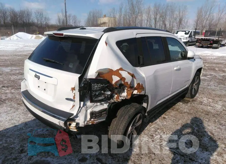 1C4NJDEB0GD793341 Photo# 4