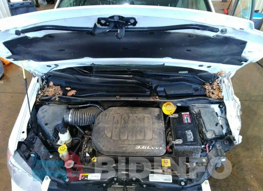 2C4RC1CG2FR743450 Photo# 10