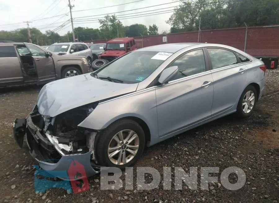 5NPEB4ACXDH725310 Photo# 2