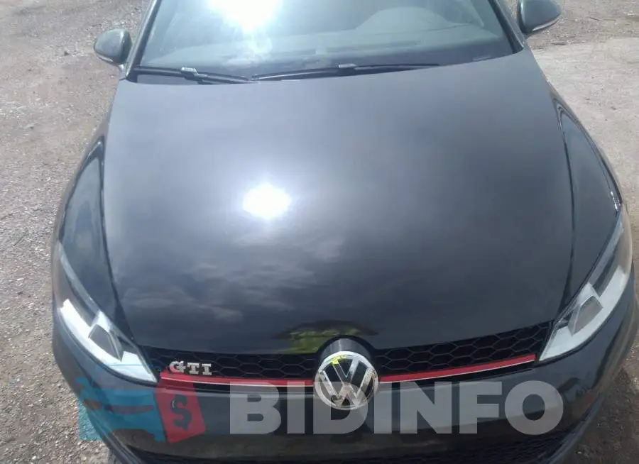 3VW5T7AU8HM058421 Photo# 6
