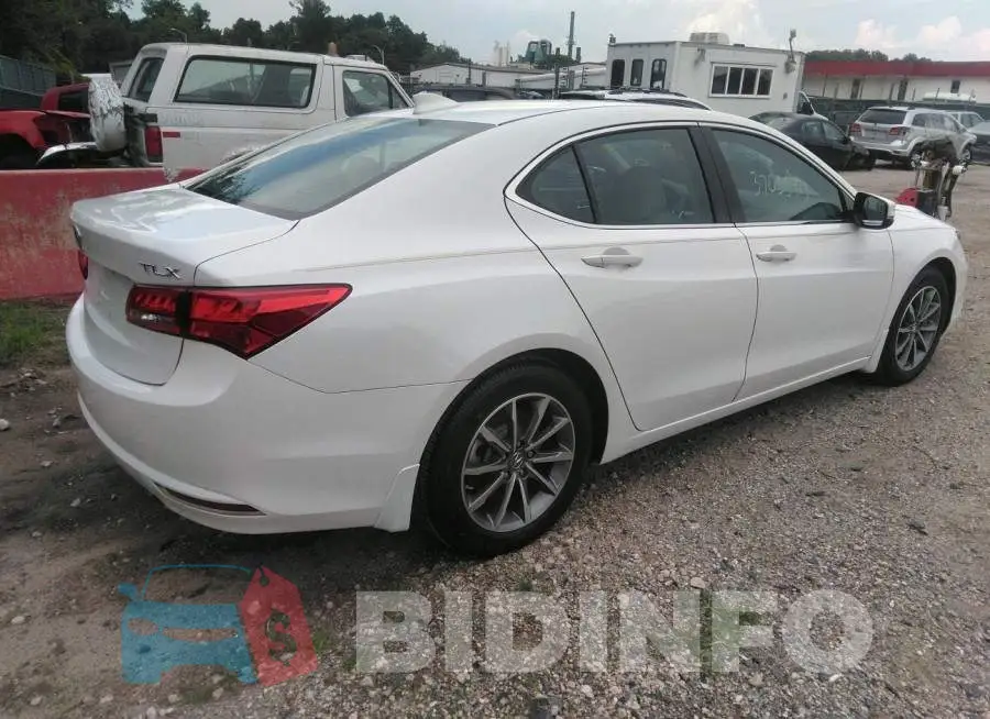 19UUB1F50KA008201 Photo# 4
