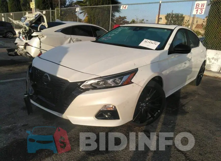 1N4BL4CV7NN408185 Photo# 2