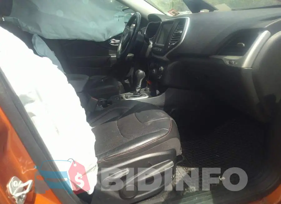 1C4PJMBS8FW680902 Photo# 5