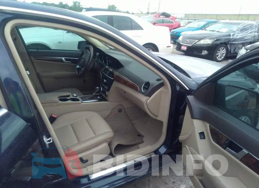 WDDGF4HB8EA943397 Photo# 5