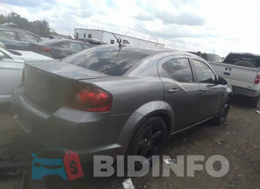 1C3CDZAB8DN649113 Photo# 4