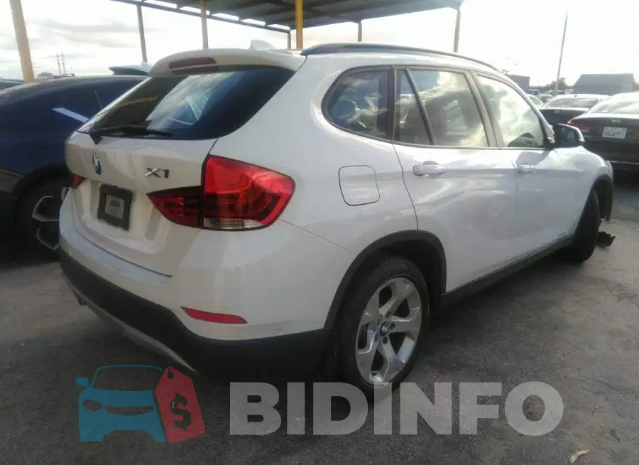 WBAVM1C59FV498294 Photo# 4