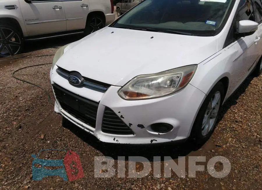 1FADP3F24EL161874 Photo# 6