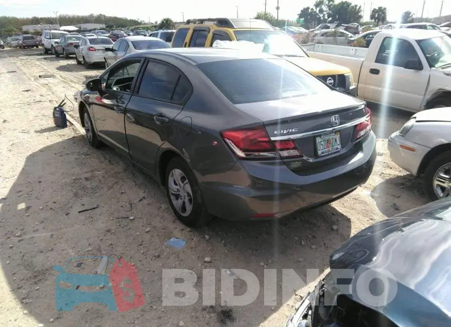 19XFB2F50EE048843 Photo# 3