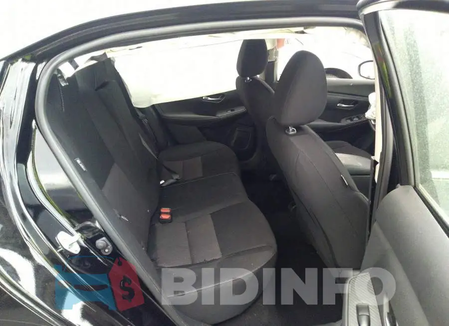 3N1AB8CV7NY320498 Photo# 8