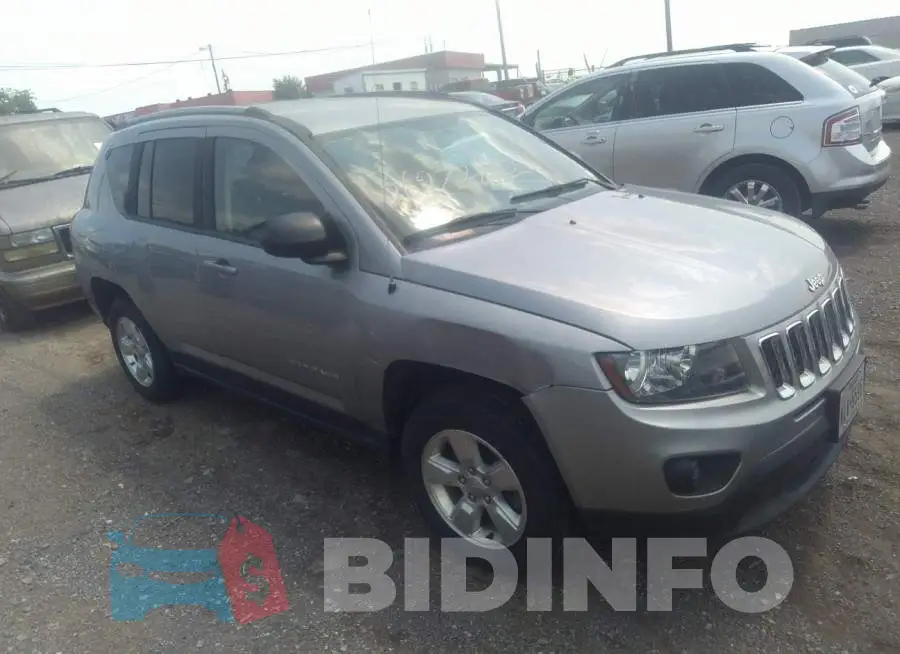 1C4NJCBA5FD249776 Photo# 1