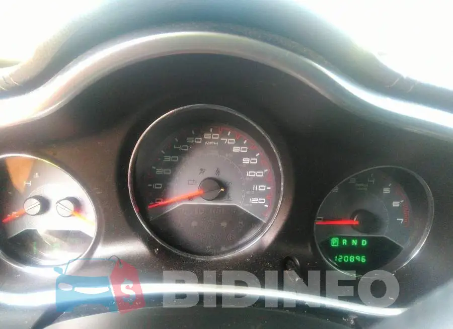 1C3CDZCG8DN666468 Photo# 7