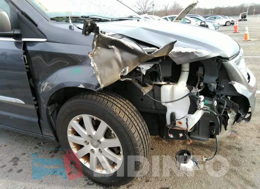 2C4RC1BG0FR726048 Photo# 6