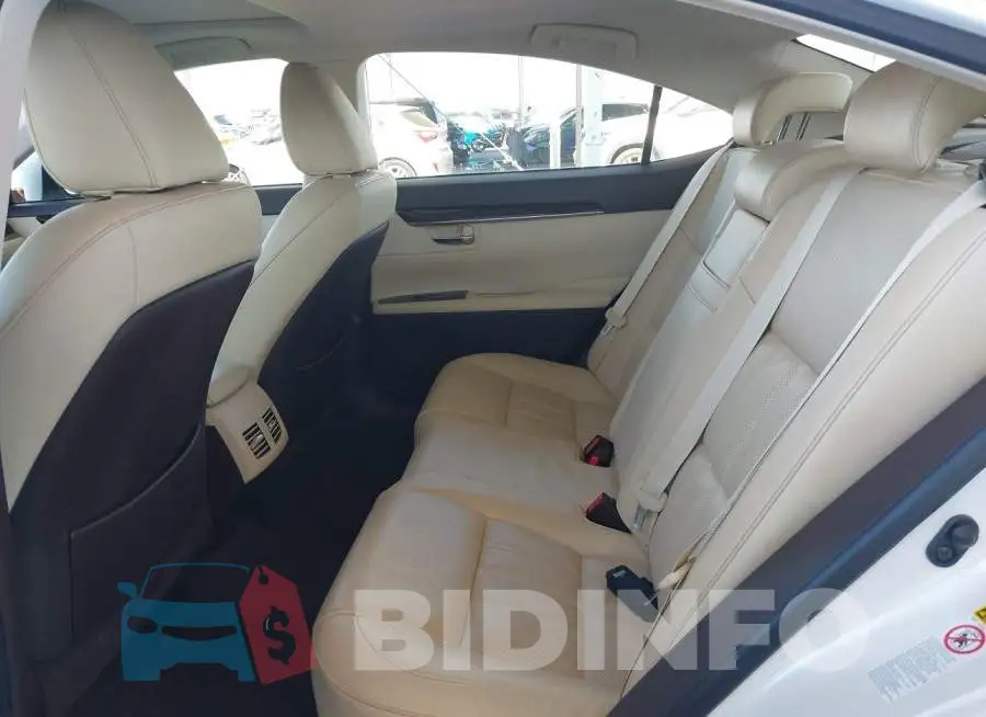 JTHBK1GG4G2229922 Photo# 8