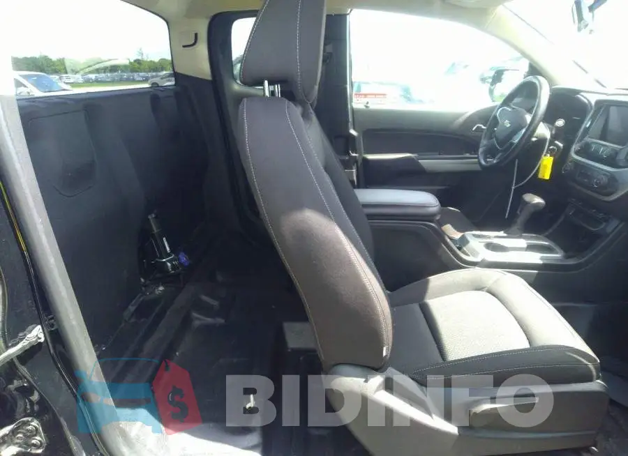 1GCHSCEA4M1279940 Photo# 8