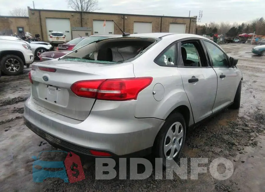 1FADP3E24GL385912 Photo# 4