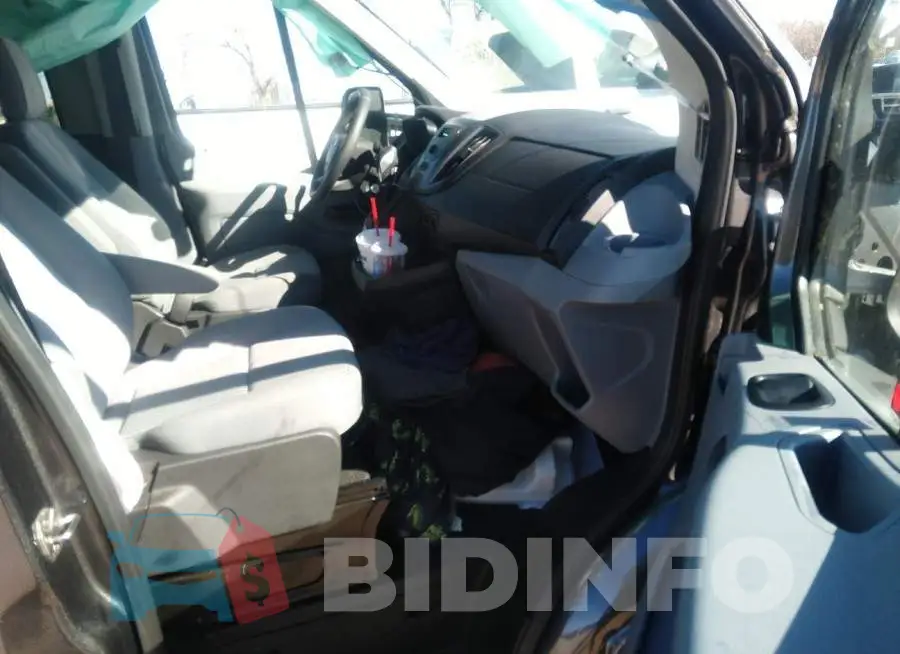 1FBAX2CV4HKA18329 Photo# 5