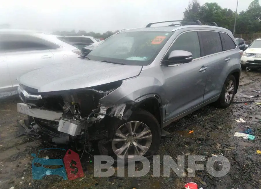 5TDJKRFH4FS174708 Photo# 2