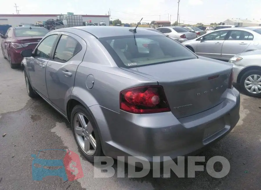 1C3CDZAB8DN530039 Photo# 3