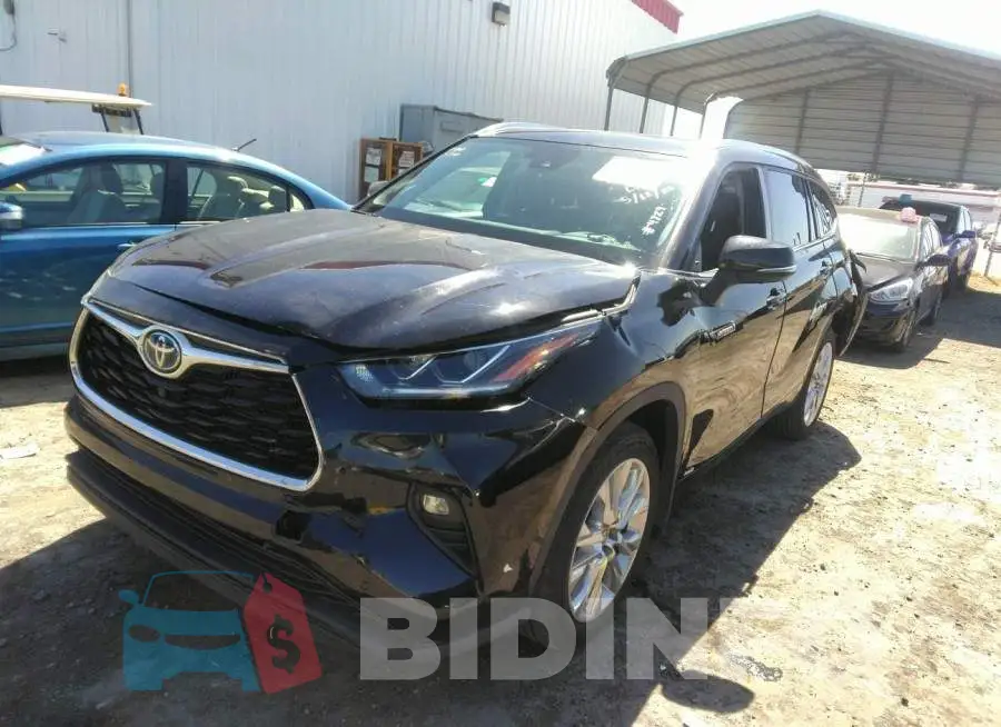 5TDDBRCH4MS528872 Photo# 2