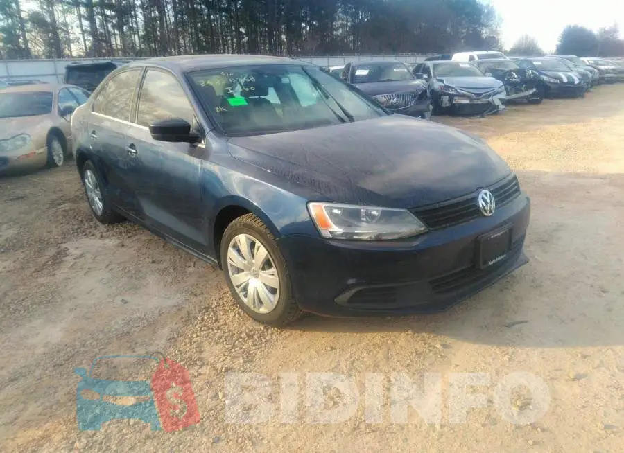 3VW2K7AJ3DM374475 Photo# 1