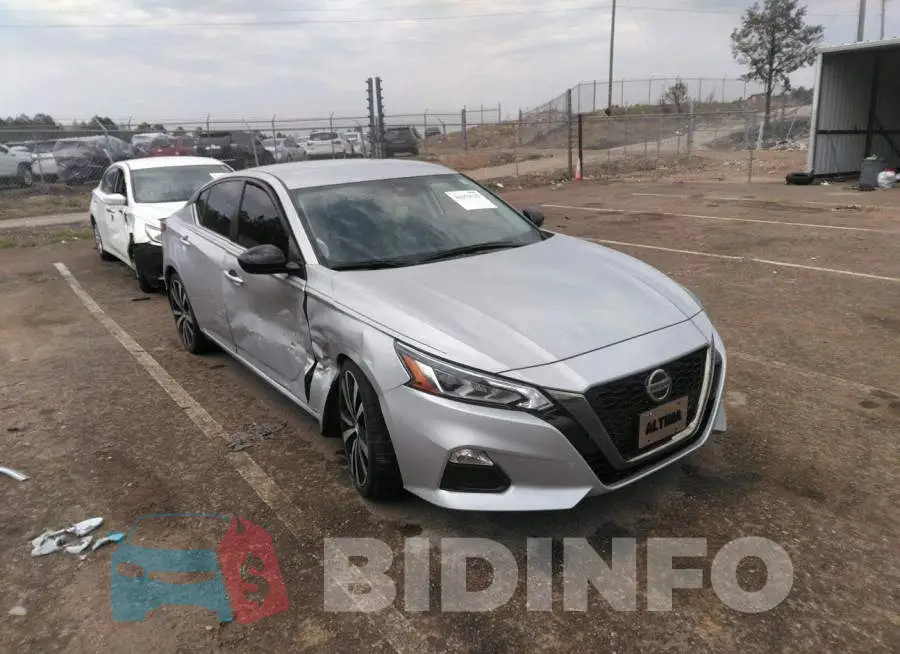 1N4BL4CV5LN319471 Photo# 1