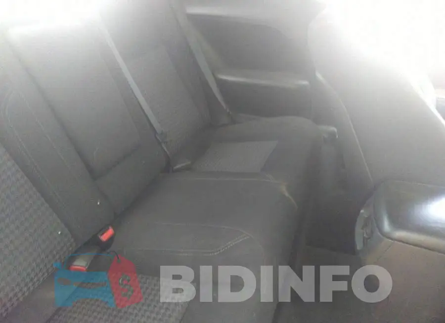 2C3CDZAGXJH245682 Photo# 8