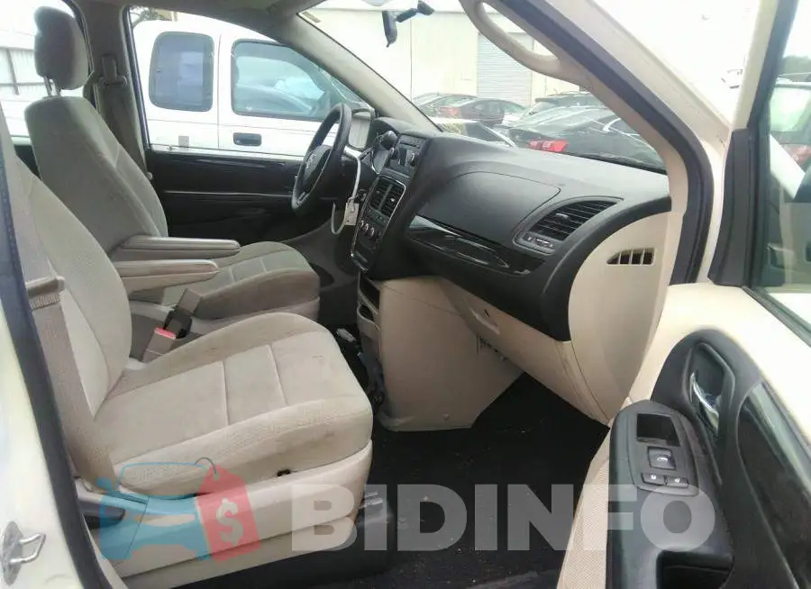 2C4RDGBG4DR530739 Photo# 5