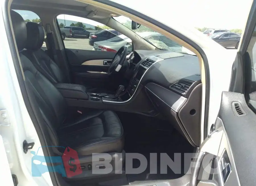 2LMDJ6JK5EBL05047 Photo# 5