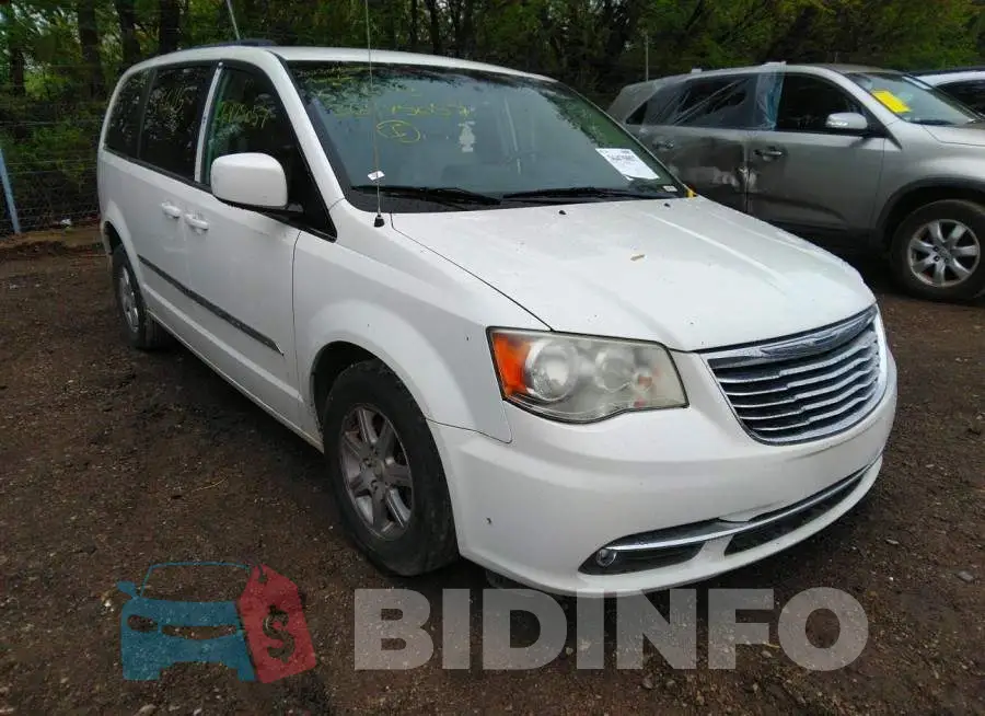 2C4RC1BG8DR556115 Photo# 1