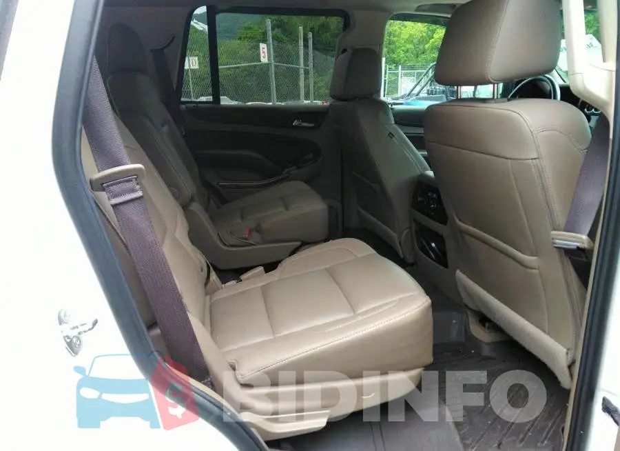 1GNSKCKC1KR205280 Photo# 8