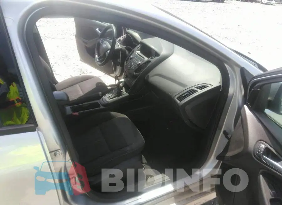 1FADP3F23GL279577 Photo# 5