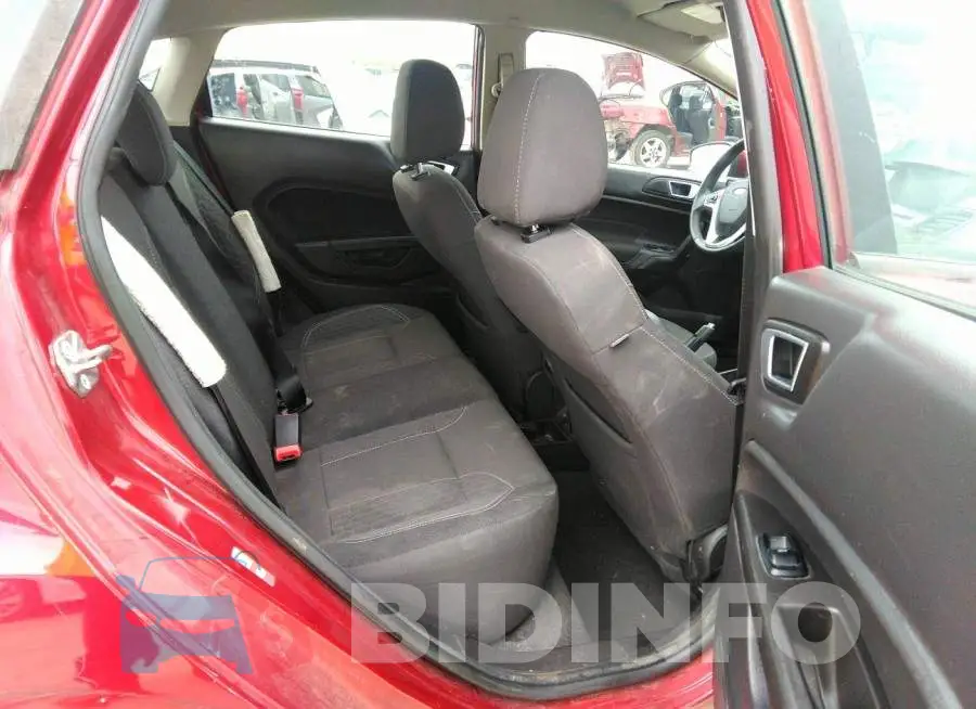 3FADP4EJ5FM163843 Photo# 8