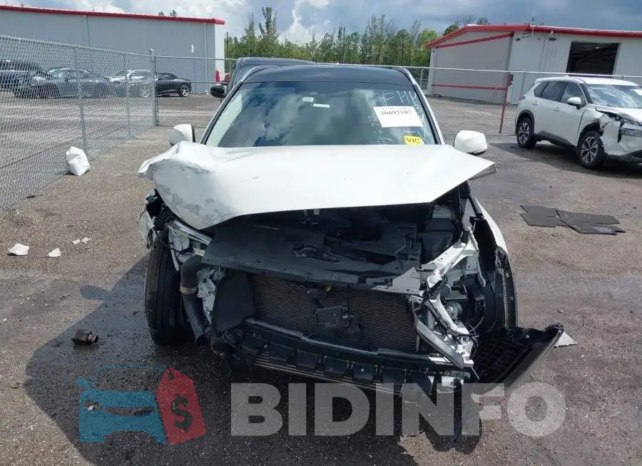 3PCAJ5M10LF119044 Photo# 6