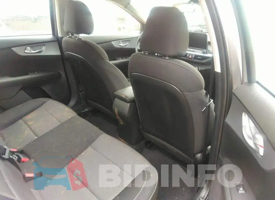 3KPF24AD4PE596552 Photo# 8