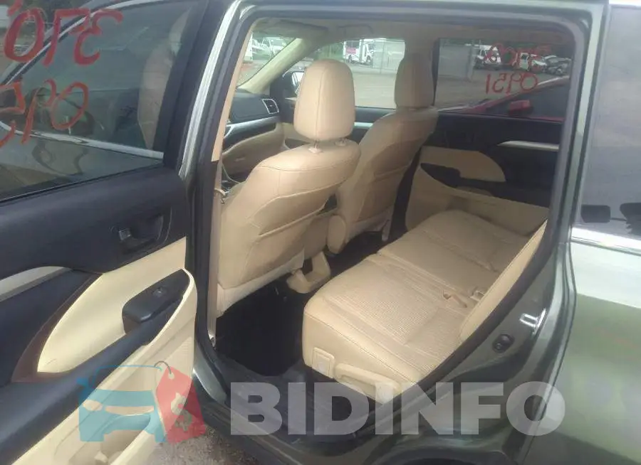 5TDBKRFH8FS074017 Photo# 8
