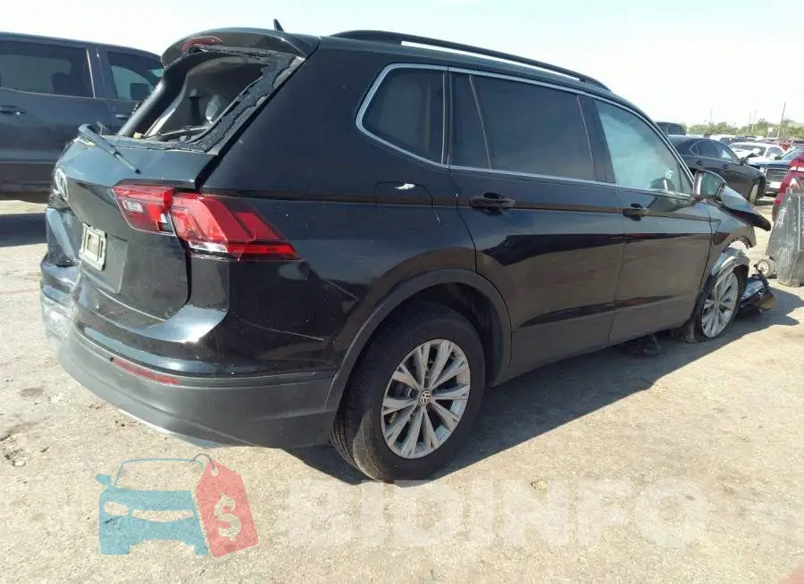 3VV3B7AX6KM040886 Photo# 4