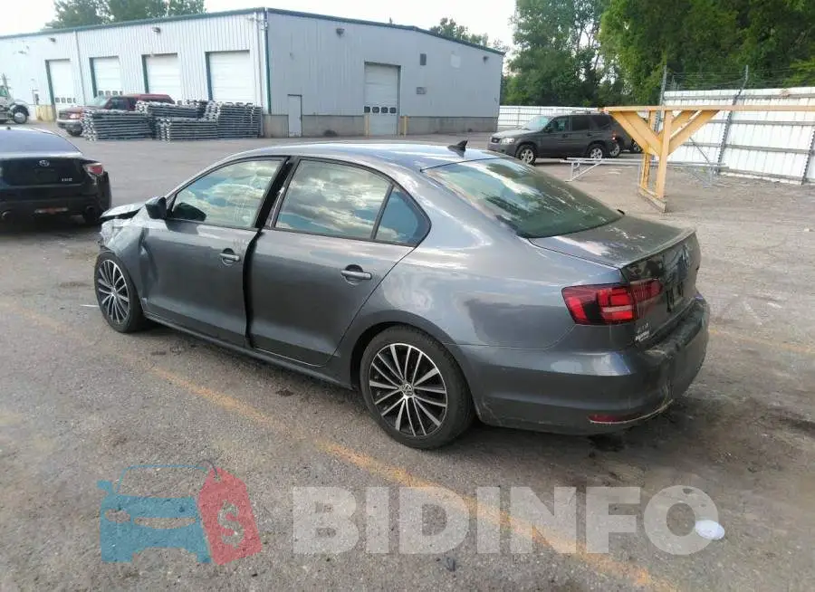 3VWB17AJ7GM215546 Photo# 3