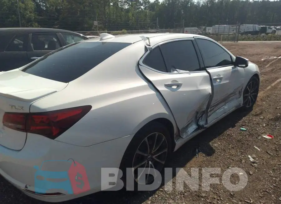 19UUB2F56FA002737 Photo# 6