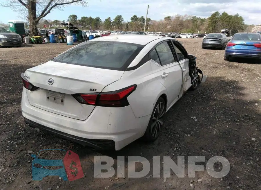 1N4BL4CV3KC130182 Photo# 4