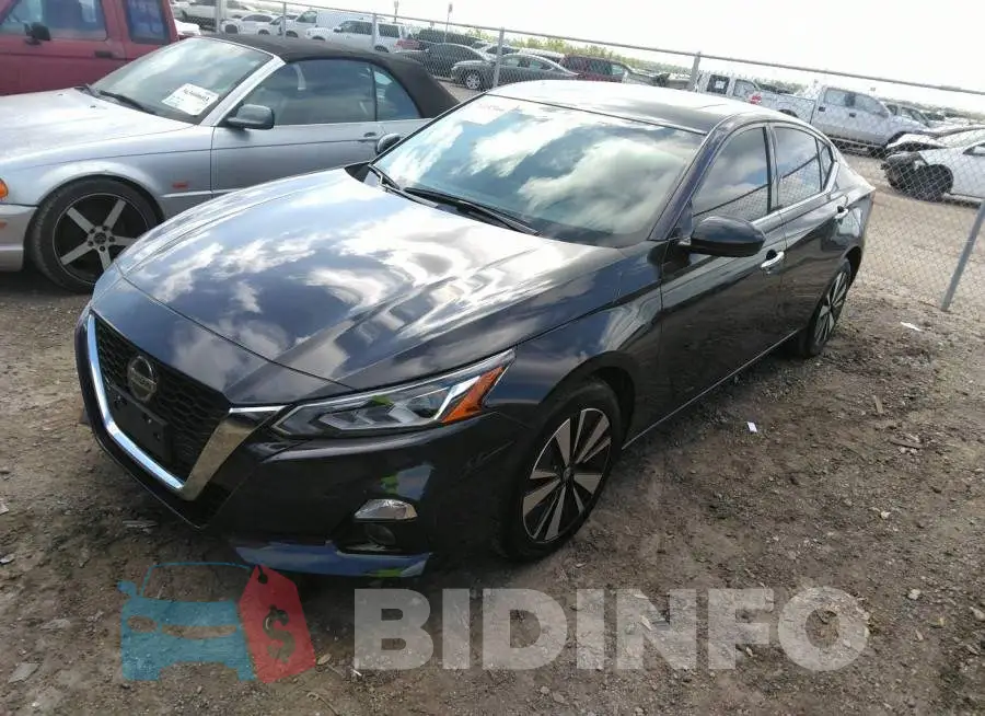 1N4BL4DWXLC169084 Photo# 2