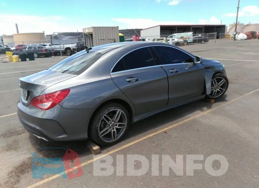 WDDSJ4EB3JN568129 Photo# 4