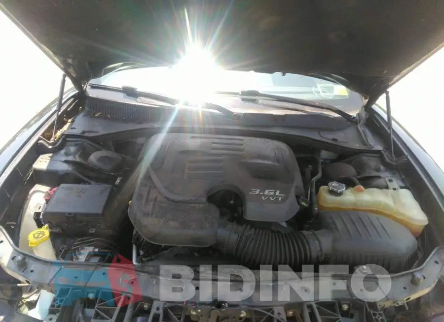 2C3CDXJG2FH746318 Photo# 10