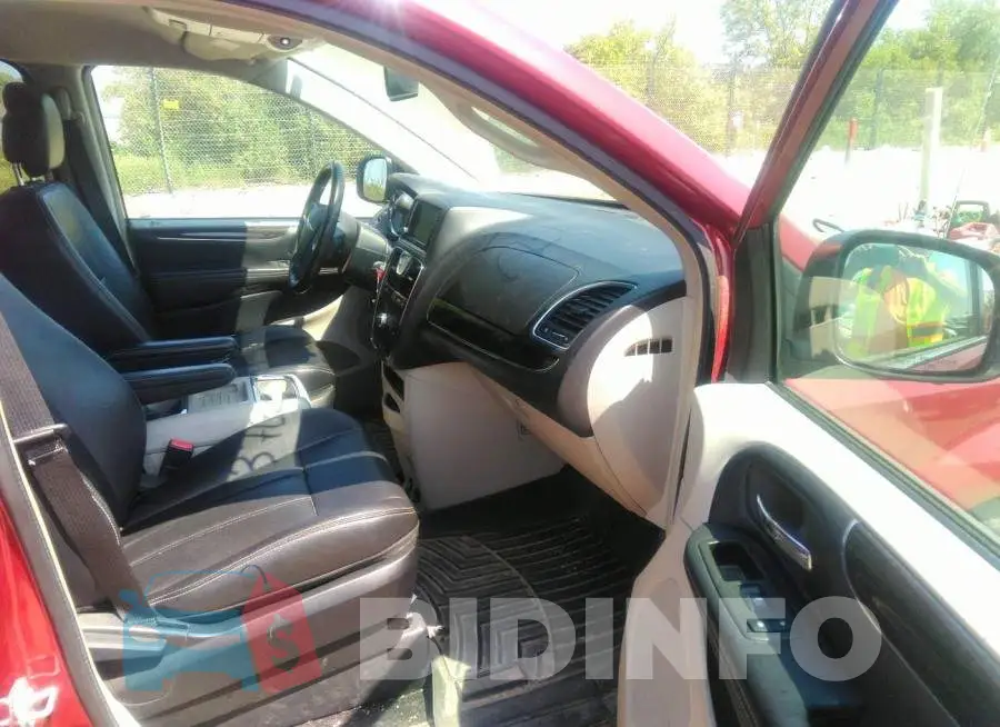 2C4RC1BG3DR721939 Photo# 5