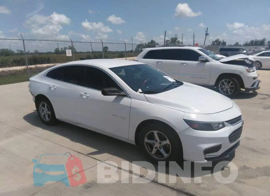 1G1ZB5ST4HF137854 Photo# 1