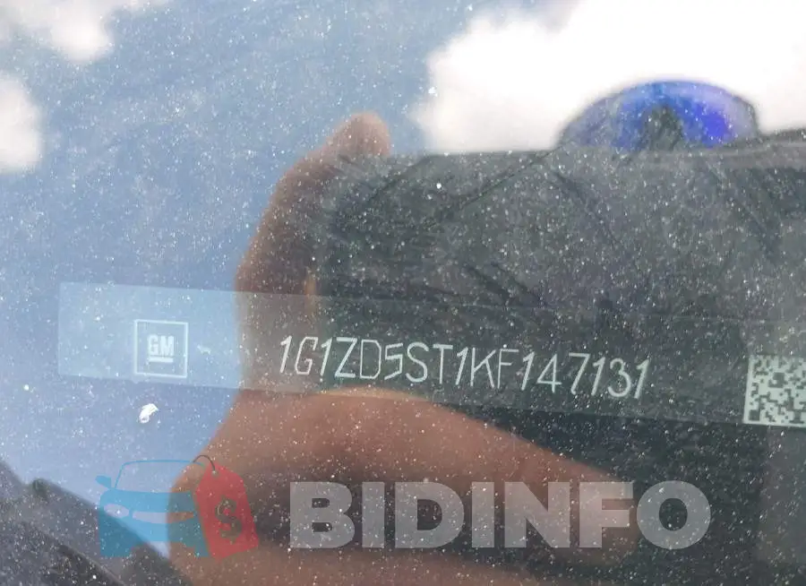 1G1ZD5ST1KF147131 Photo# 9