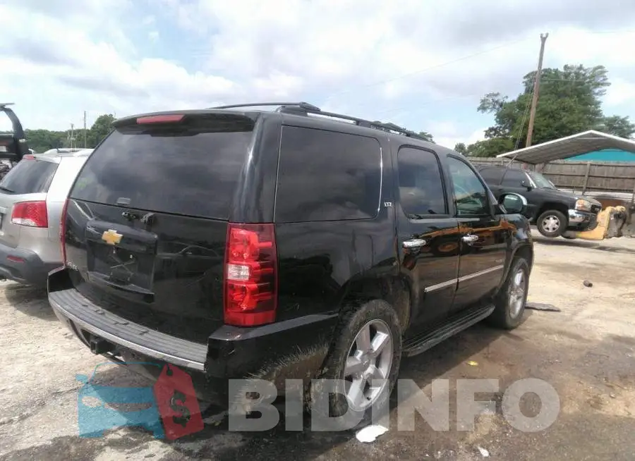 1GNSCCE08DR106957 Photo# 4