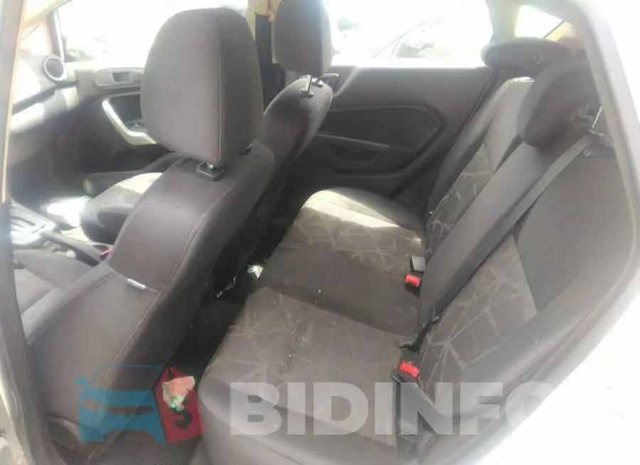 3FADP4EJ3DM186812 Photo# 8
