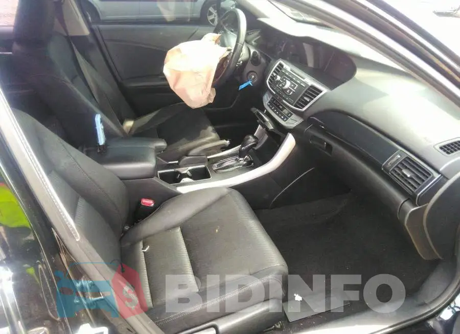 1HGCR2F52DA207752 Photo# 5